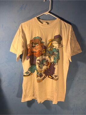 Vintage Rare Charlotte Hornets Looney Tunes T Shirt